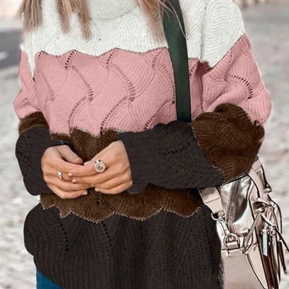 HP💝Pink Turtleneck Colorblock Fluffy Twist Sweater - Picture 4 of 7